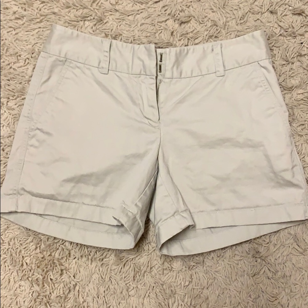 Women’s vineyard vines shorts